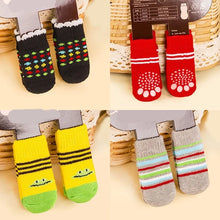 Load image into Gallery viewer, Pet Socks (4 pcs) Small to Extra Large