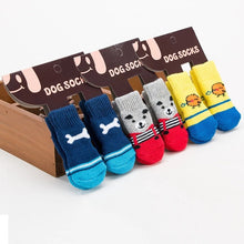 Load image into Gallery viewer, Pet Socks (4 pcs) Small to Extra Large